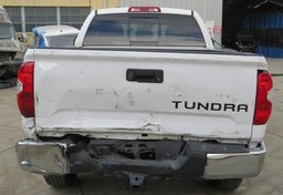2019 Toyota Tundra - Image 12