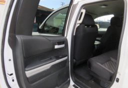 2019 Toyota Tundra - Image 22