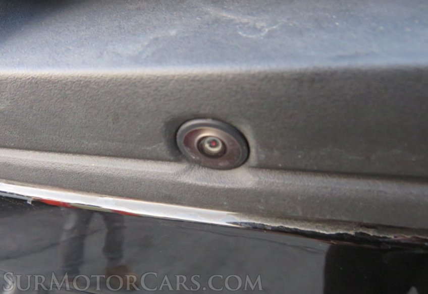 2022 Chevrolet Colorado - Image 16