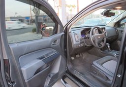 2022 Chevrolet Colorado - Image 18