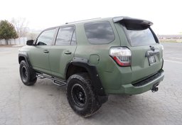 2017 Toyota 4Runner - Image 5