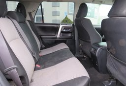 2017 Toyota 4Runner - Image 29