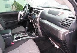 2017 Toyota 4Runner - Image 25