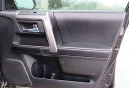 2017 Toyota 4Runner - Image 53