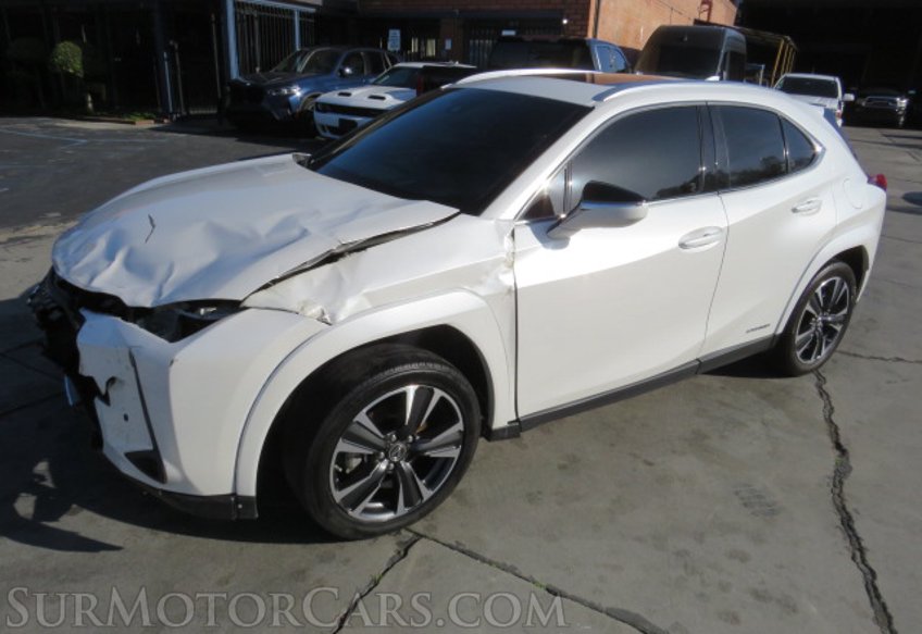 2022 Lexus UX - Image 2