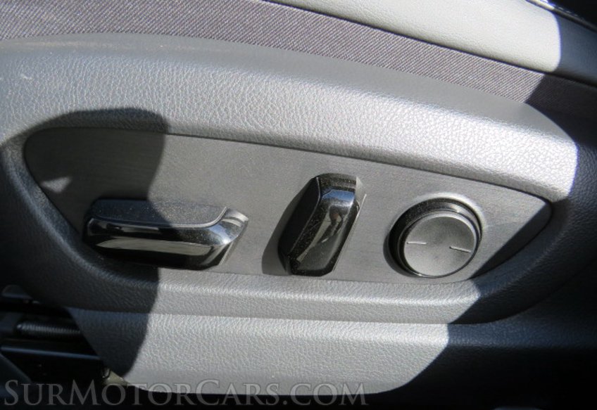 2022 Lexus UX - Image 51