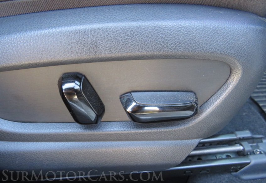 2022 Lexus UX - Image 50