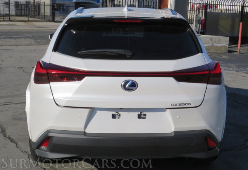 2022 Lexus UX - Image 12