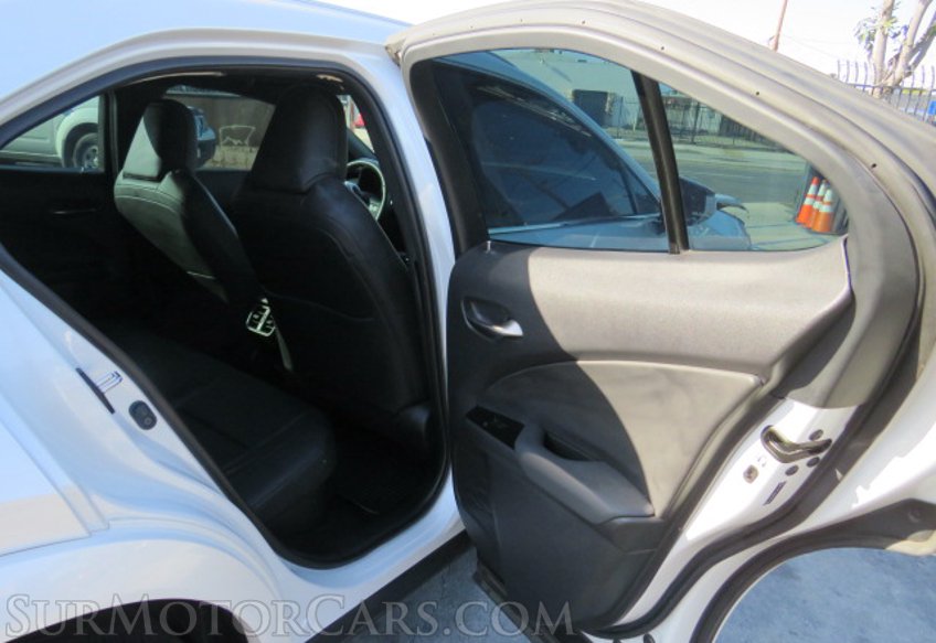 2022 Lexus UX - Image 28