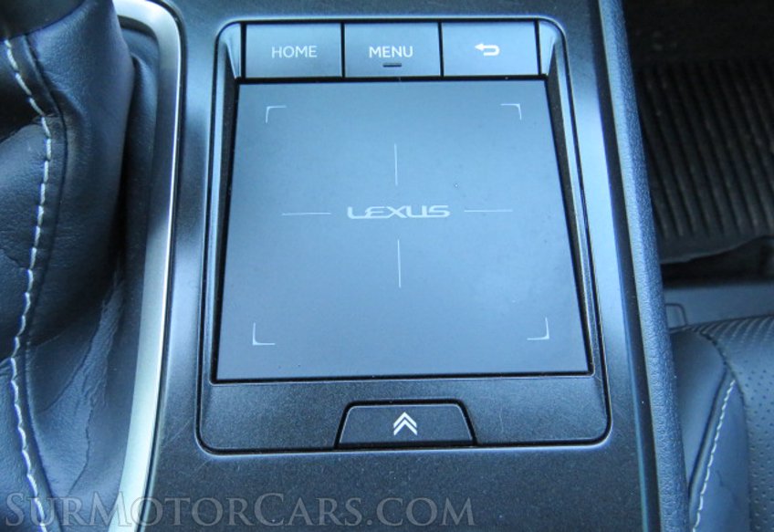 2022 Lexus UX - Image 36