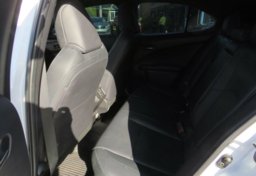 2022 Lexus UX - Image 32