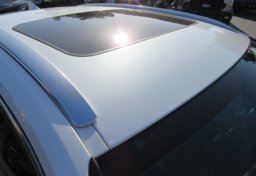 2022 Lexus UX - Image 13