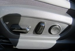 2022 Lexus UX - Image 51