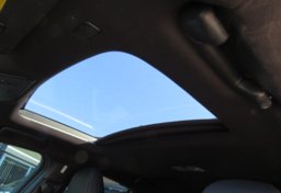 2022 Lexus UX - Image 44