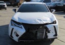 2022 Lexus UX - Image 11