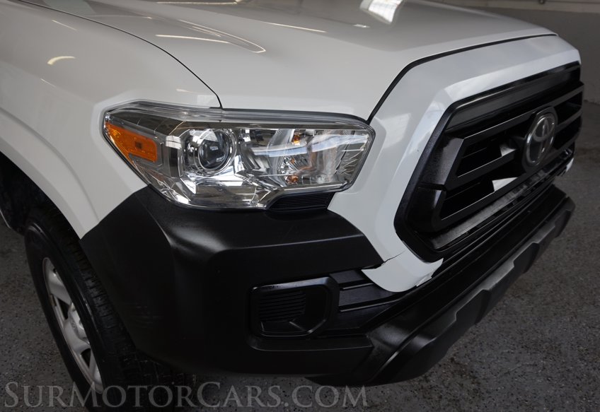 2022 Toyota Tacoma - Image 16