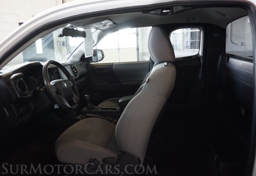 2022 Toyota Tacoma - Image 28