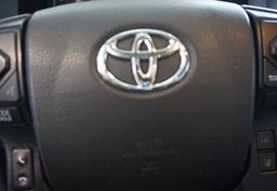 2022 Toyota Tacoma - Image 36