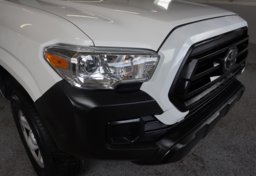 2022 Toyota Tacoma - Image 16