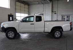 2022 Toyota Tacoma - Image 9