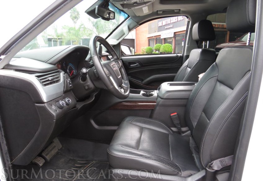 2017 GMC Yukon XL - Image 26