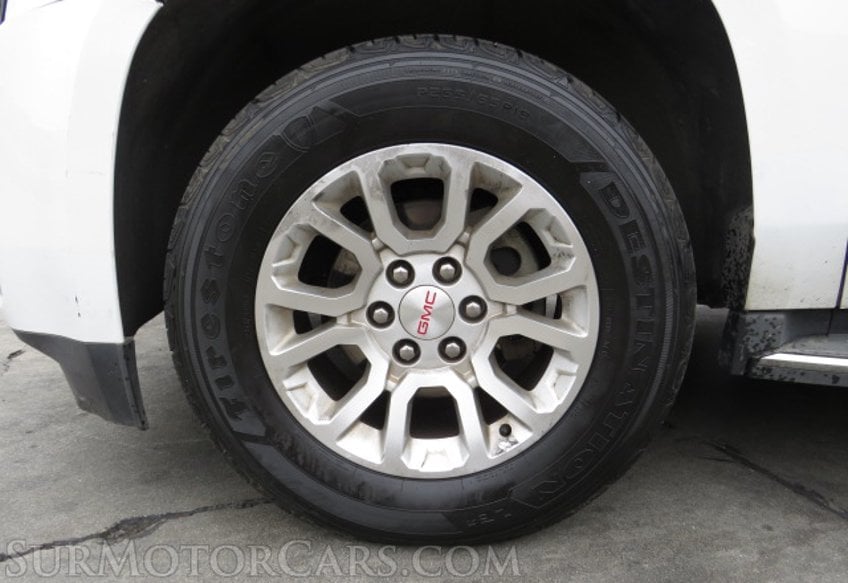 2017 GMC Yukon XL - Image 16