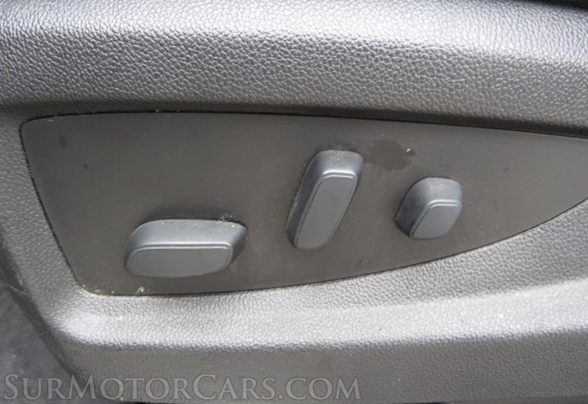 2017 GMC Yukon XL - Image 42