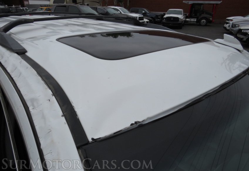 2017 GMC Yukon XL - Image 14