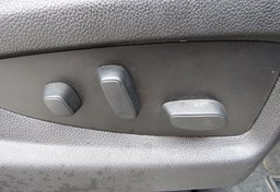 2017 GMC Yukon XL - Image 43