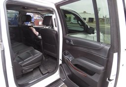 2017 GMC Yukon XL - Image 23