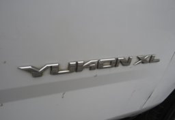 2017 GMC Yukon XL - Image 19