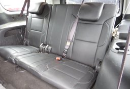 2017 GMC Yukon XL - Image 32