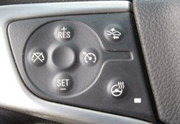 2017 GMC Yukon XL - Image 36