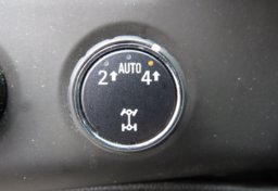 2017 GMC Yukon XL - Image 41