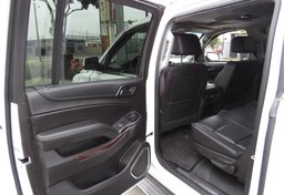 2017 GMC Yukon XL - Image 22