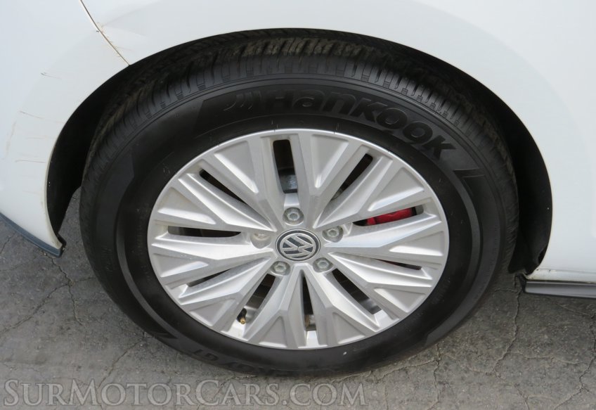 2015 Volkswagen Golf GTI - Image 21