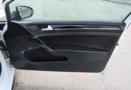 2015 Volkswagen Golf GTI - Image 38