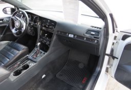 2015 Volkswagen Golf GTI - Image 25