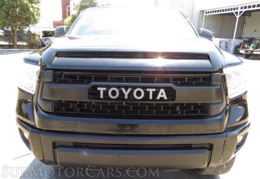 2017 Toyota Tundra 4WD - Image 9