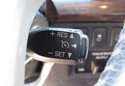 2017 Toyota Tundra 4WD - Image 40