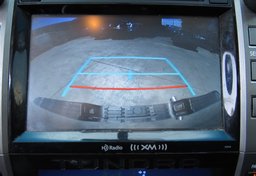 2017 Toyota Tundra 4WD - Image 36