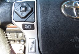 2017 Toyota Tundra 4WD - Image 38