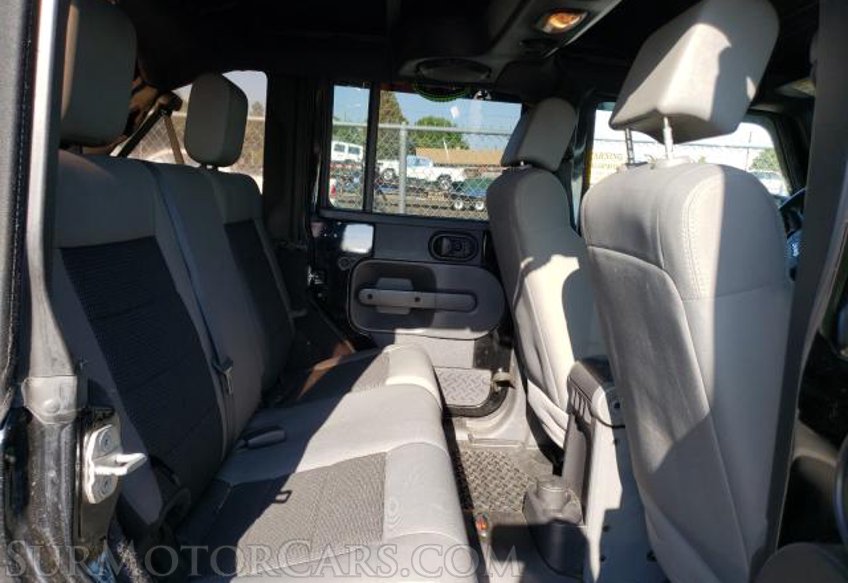 2009 Jeep Wrangler Unlimited - Image 6