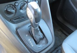 2017 Ford Transit Connect Van - Image 33