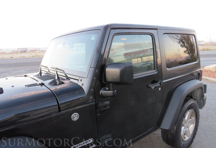 2016 Jeep Wrangler - Image 13