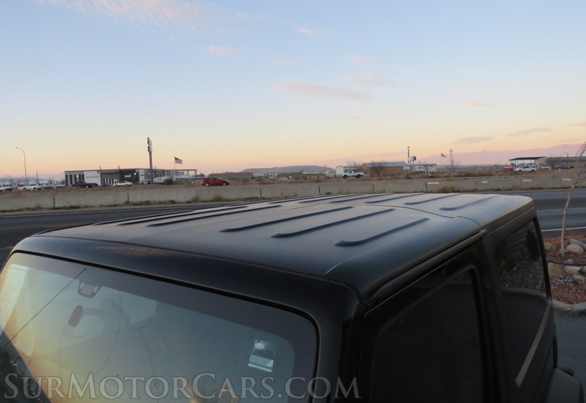 2016 Jeep Wrangler - Image 16