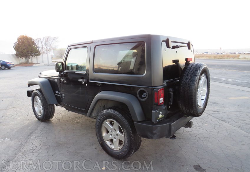 2016 Jeep Wrangler - Image 5