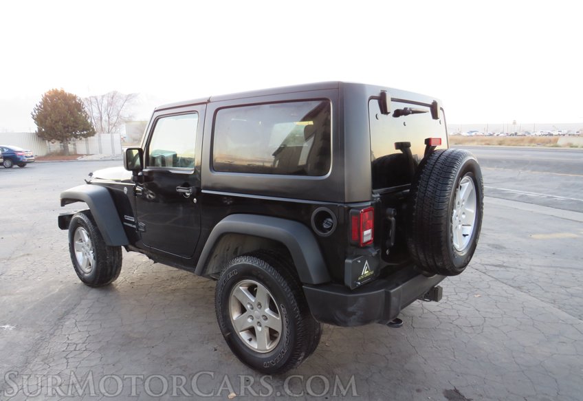2016 Jeep Wrangler - Image 7