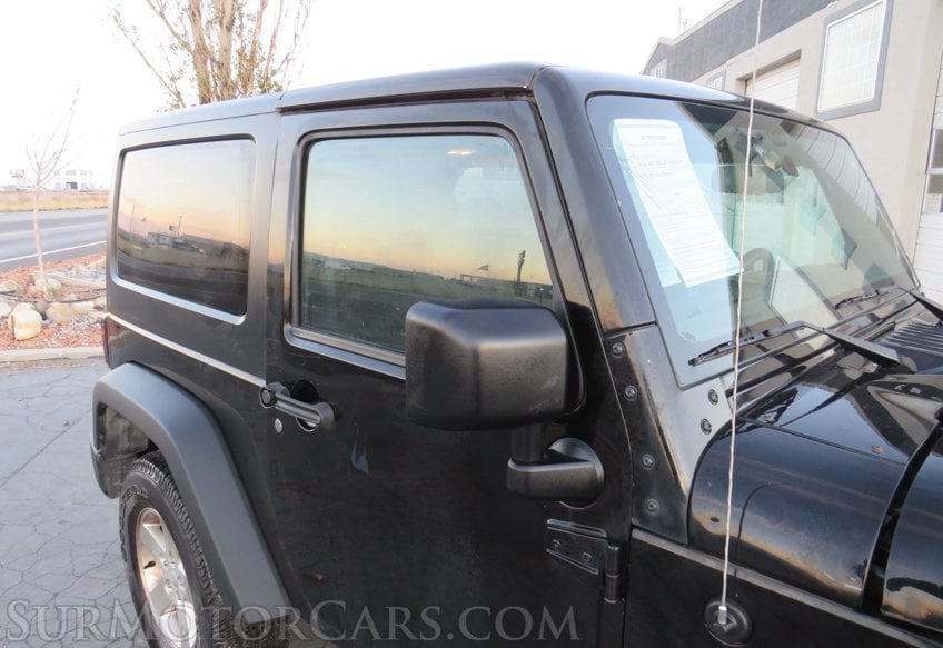 2016 Jeep Wrangler - Image 12