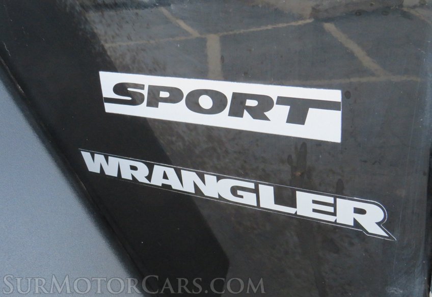2016 Jeep Wrangler - Image 20